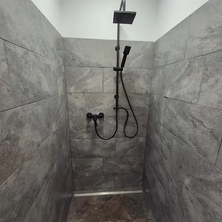 Monteurzimmer 2 Mit Seeblick Проживание в семье *