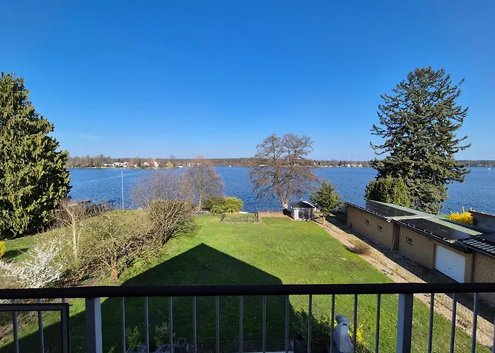 Monteurzimmer 2 Mit Seeblick منزل للإقامة *